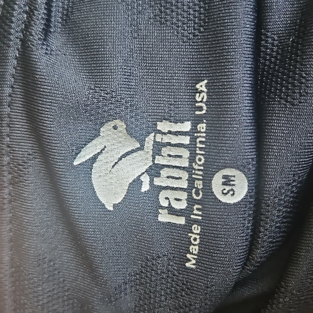 Rabbit sports running shorts S/M - Picture 2 of 9